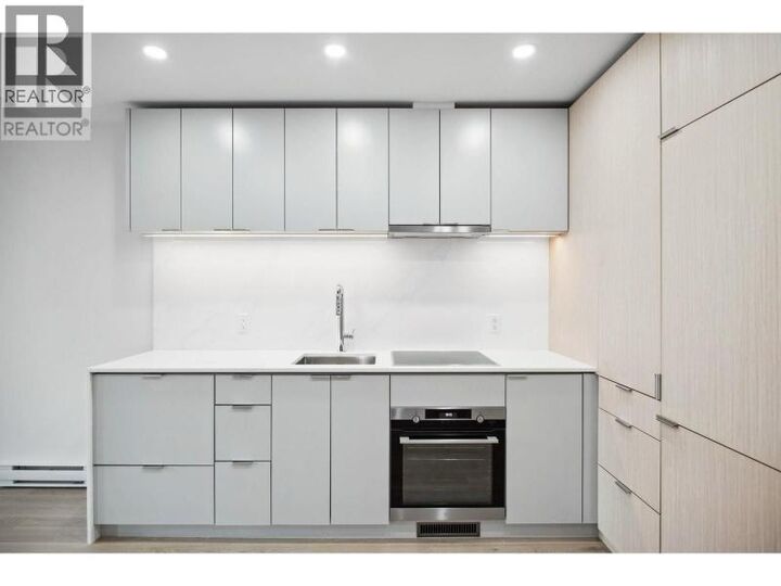 Property Photo:  239 Keefer Street 502  BC V6A 1X6 