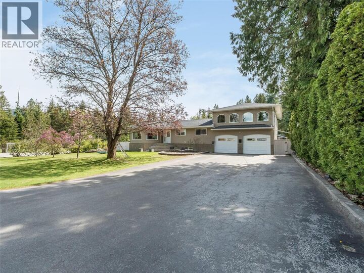 1400 Meadowbrook Drive — photo 1