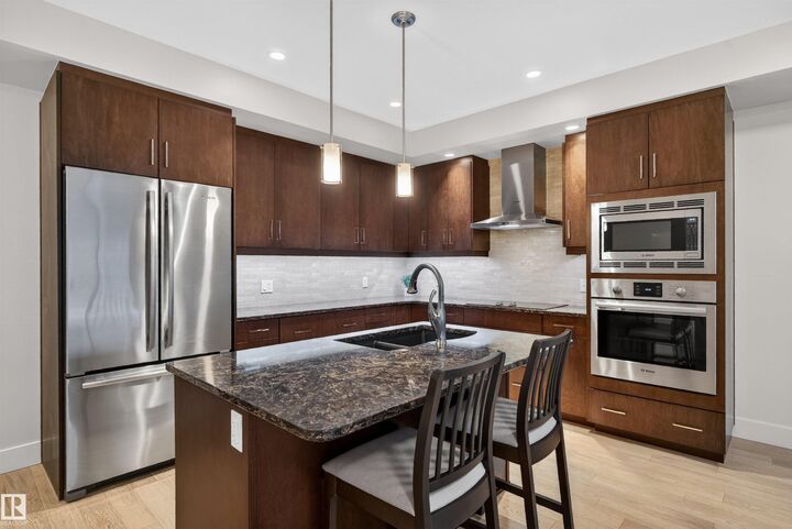 Property Photo:  200 Bellerose Drive 514  AB T8N 7P7 