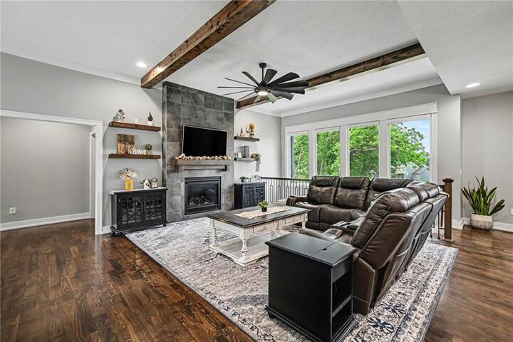 Property Photo:  1001 Meadowbrook Drive  MO 64060 