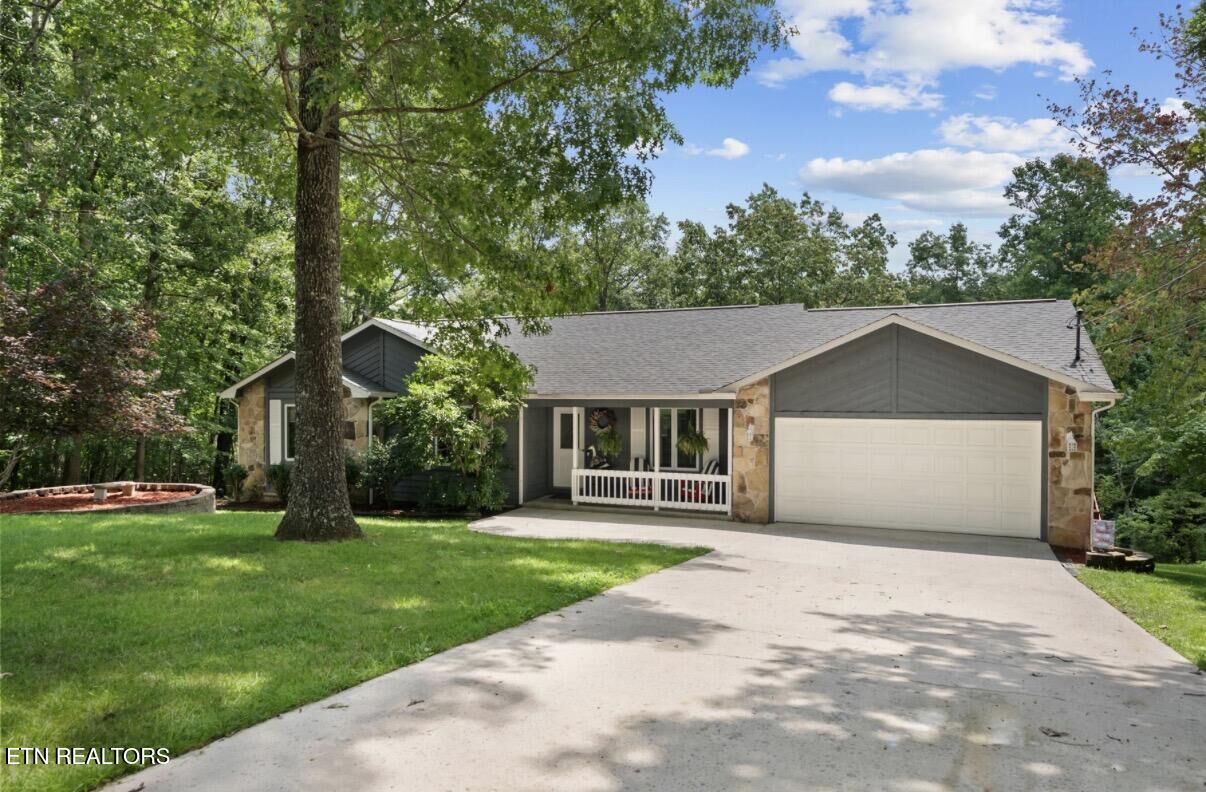 Property Photo: 159 Ivy Brook Lane TN 38558
