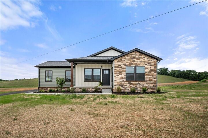 Property Photo:  300 Belmont Lane  KY 40741 