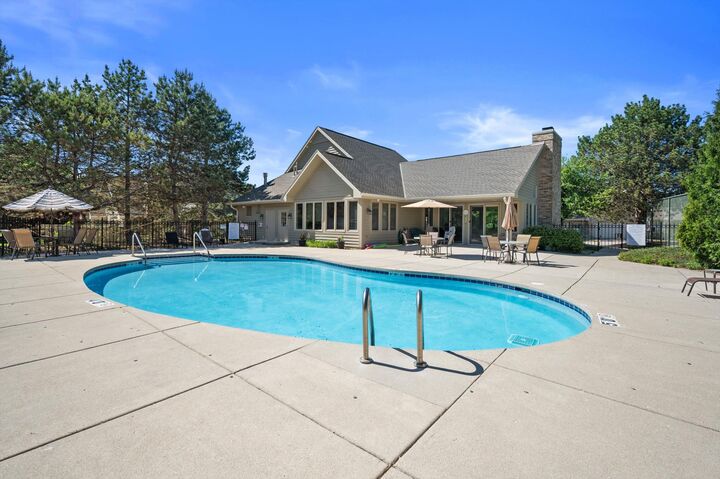 Property Photo:  N21w24327 Cumberland Dr  WI 53072 