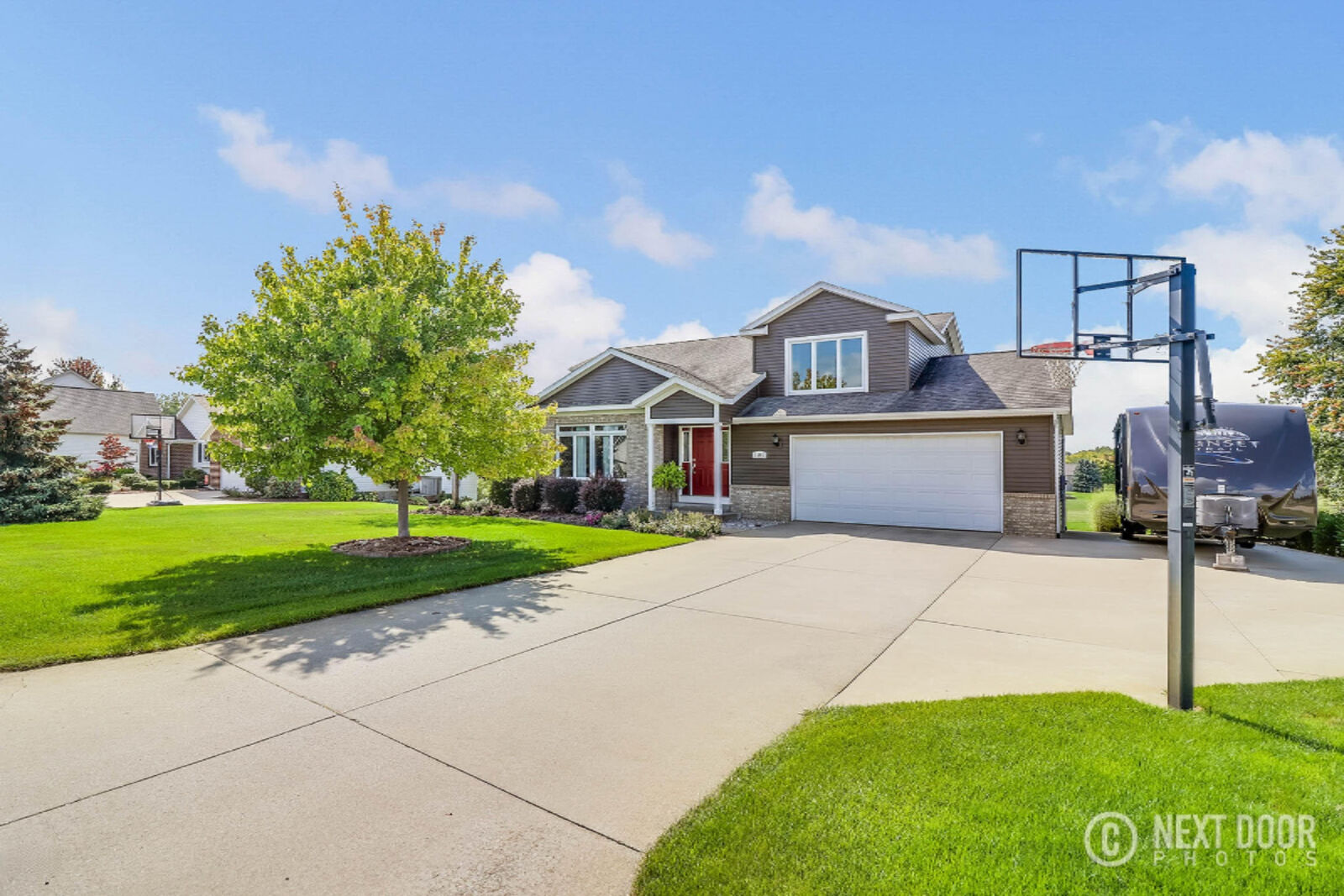 Property Photo:  1645 Garden View Drive  MI 49464 