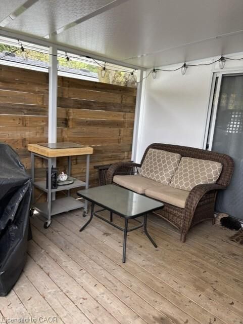 Property Photo: 580 Beaver Creek Road 203 ON N2J 3Z4