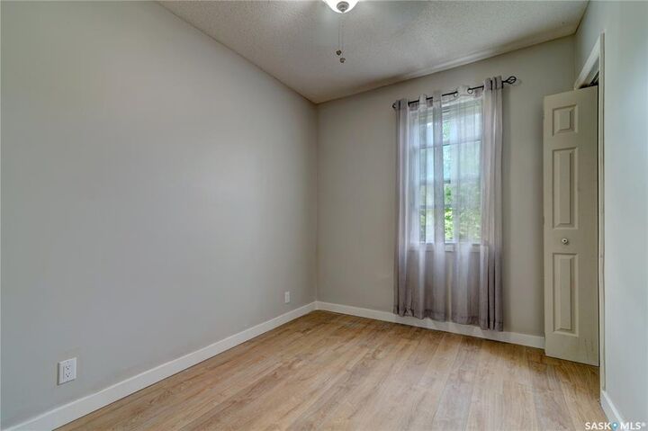 Property Photo: 1035 Wallace Street SK S4N 3Y7