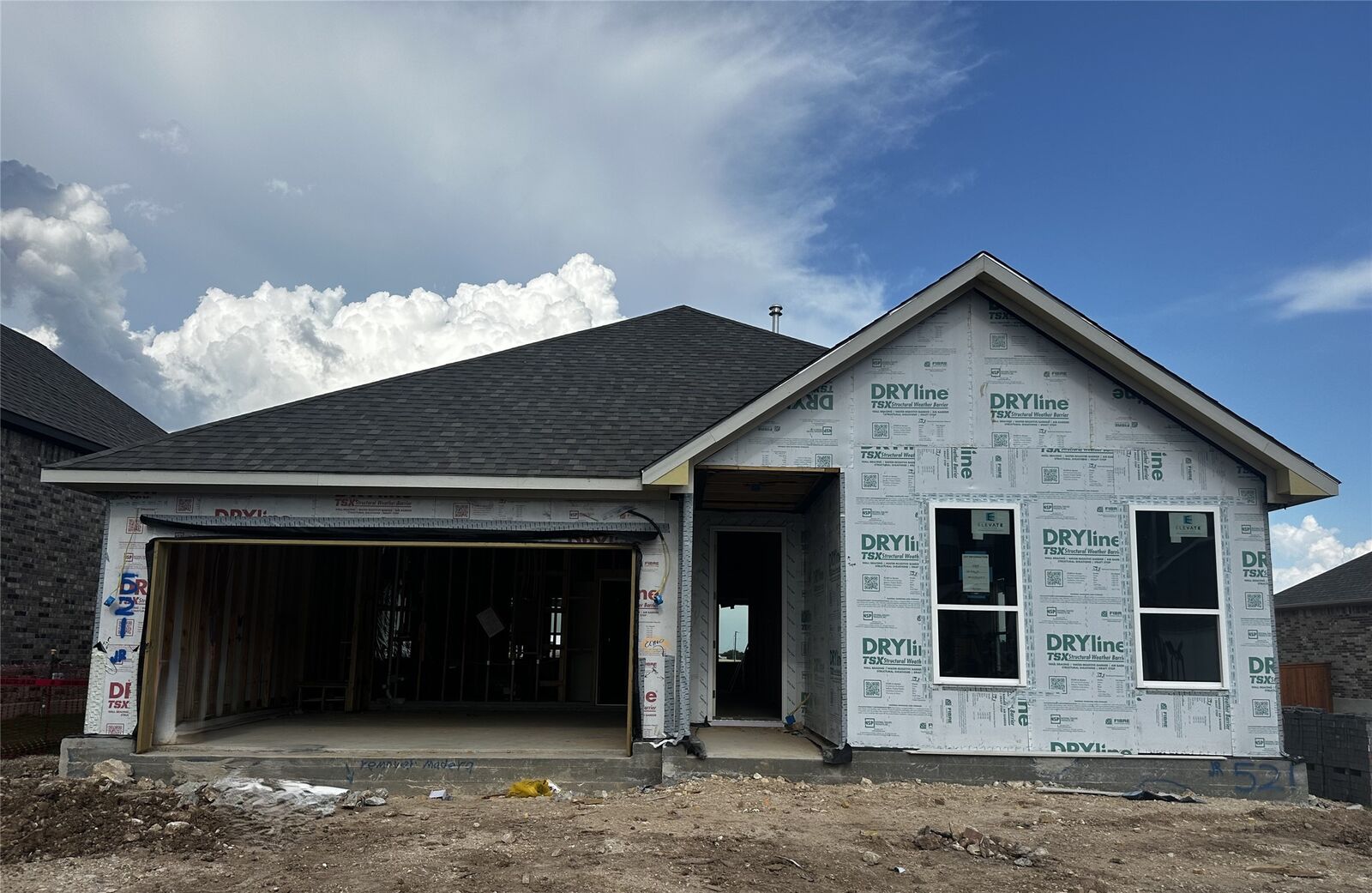 Property Photo:  521 Redding Way  TX 78633 