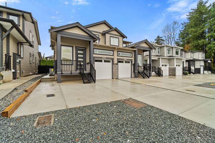 Property Photo: 32522 Higginbottom Court BC V2V 2T7