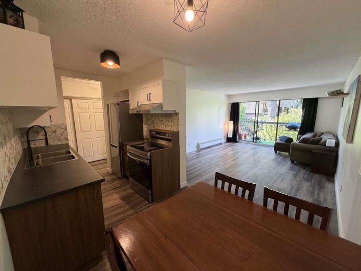 1045 Howie Avenue 208 — photo 1