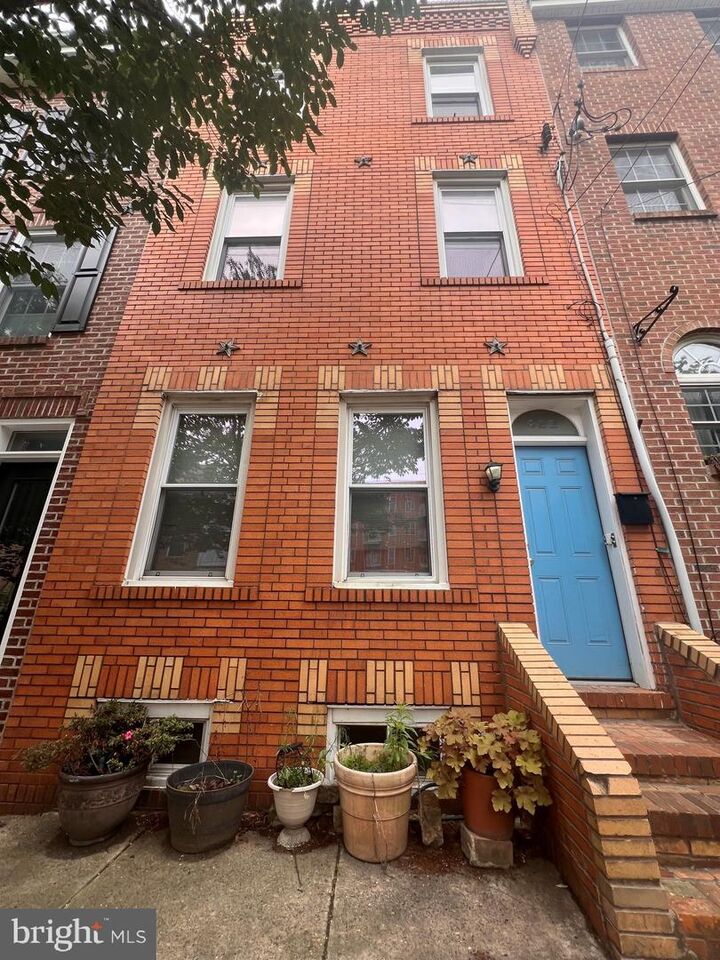 Property Photo:  922 Ellsworth Street  PA 19147 