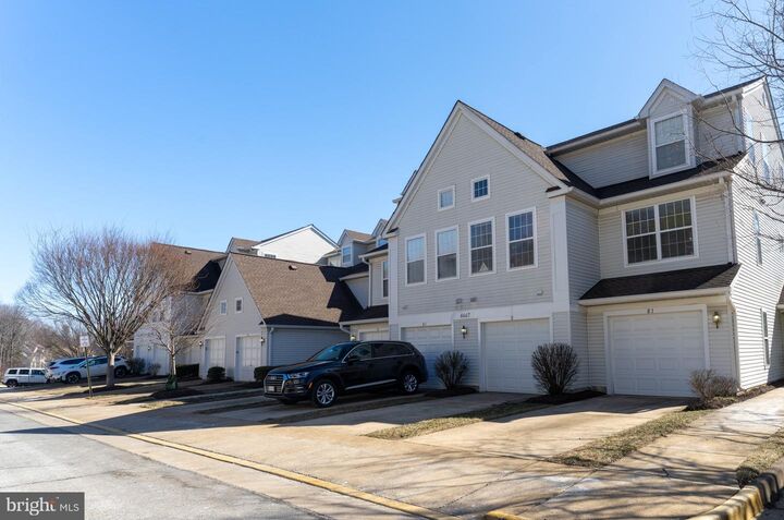 Property Photo:  6607 Netties Lane 1601  VA 22315 