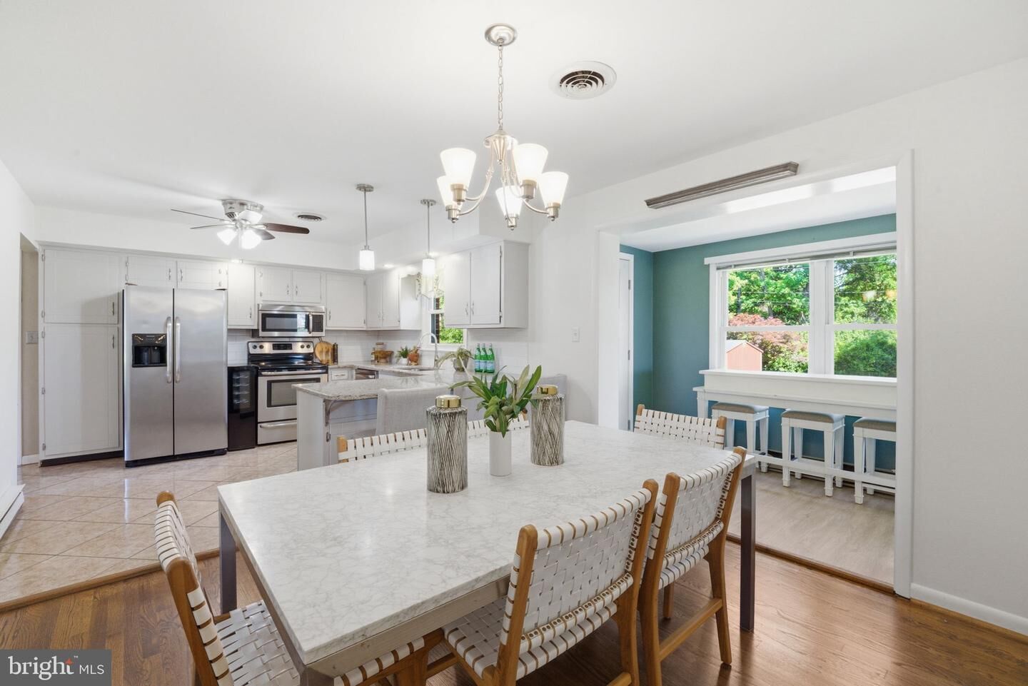 Property Photo: 13712 Hillside Avenue MD 21788