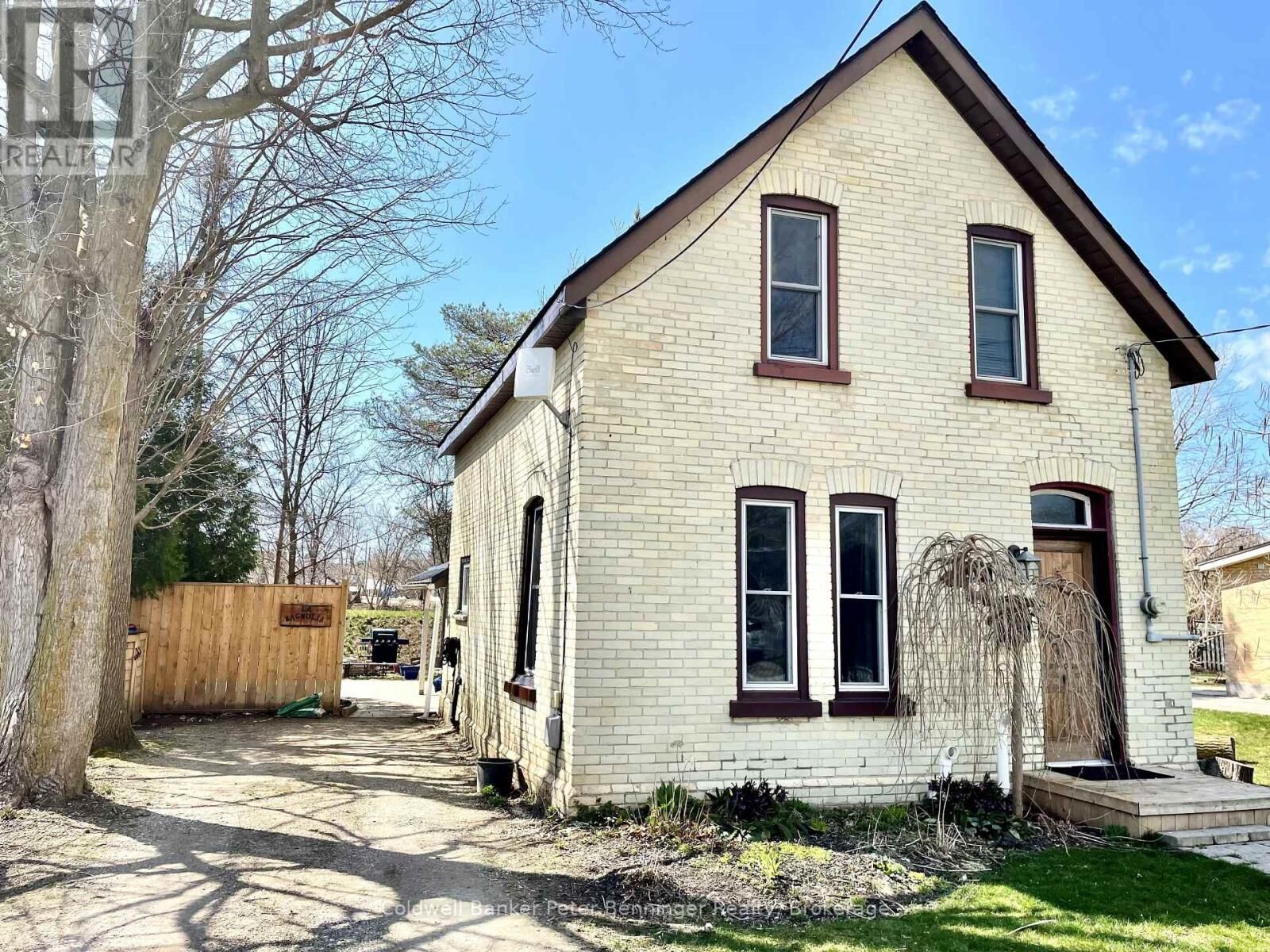 Property Photo:  113 William Street  ON N0G 2V0 