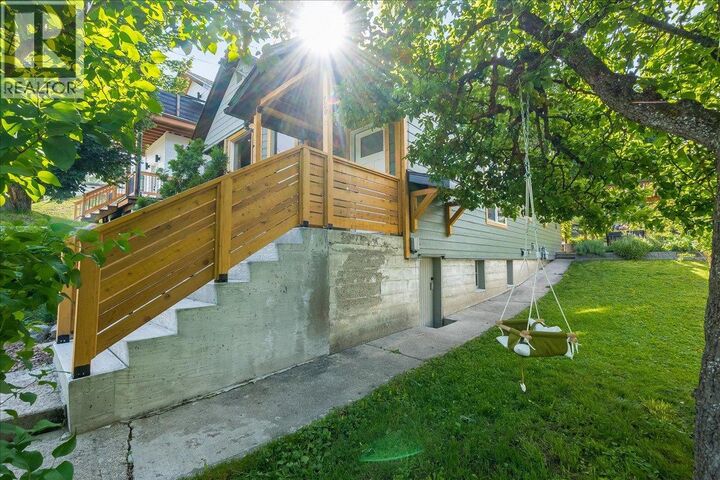 Property Photo:  720 Latimer Street  BC V1L 4V4 