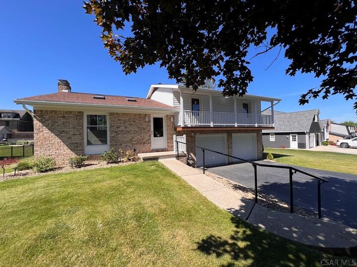 Property Photo: 111 Laurlis PA 15904
