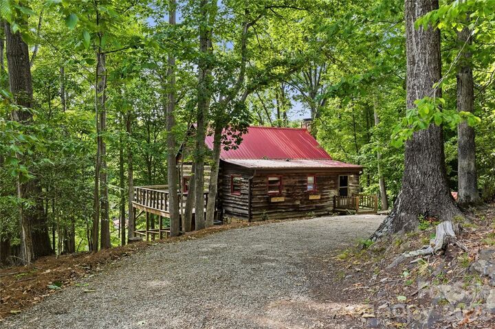 Property Photo:  300 Clark Cove Road  NC 28677 