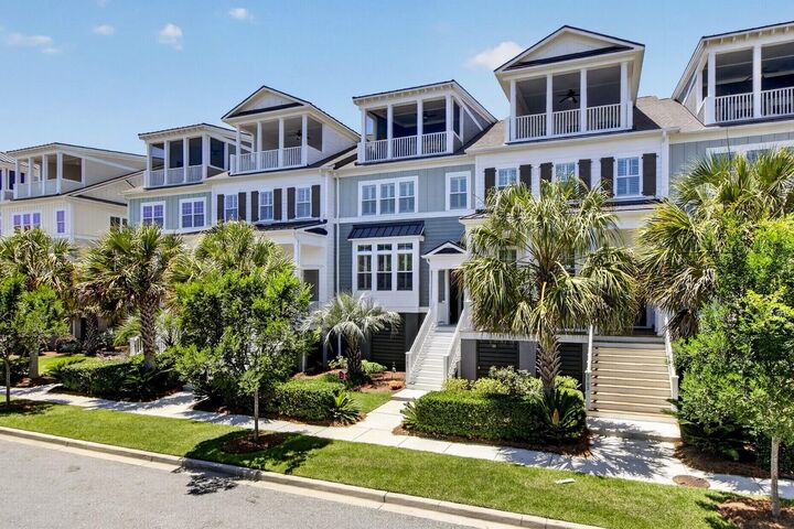 Property Photo: 1705 Frissel Street SC 29492