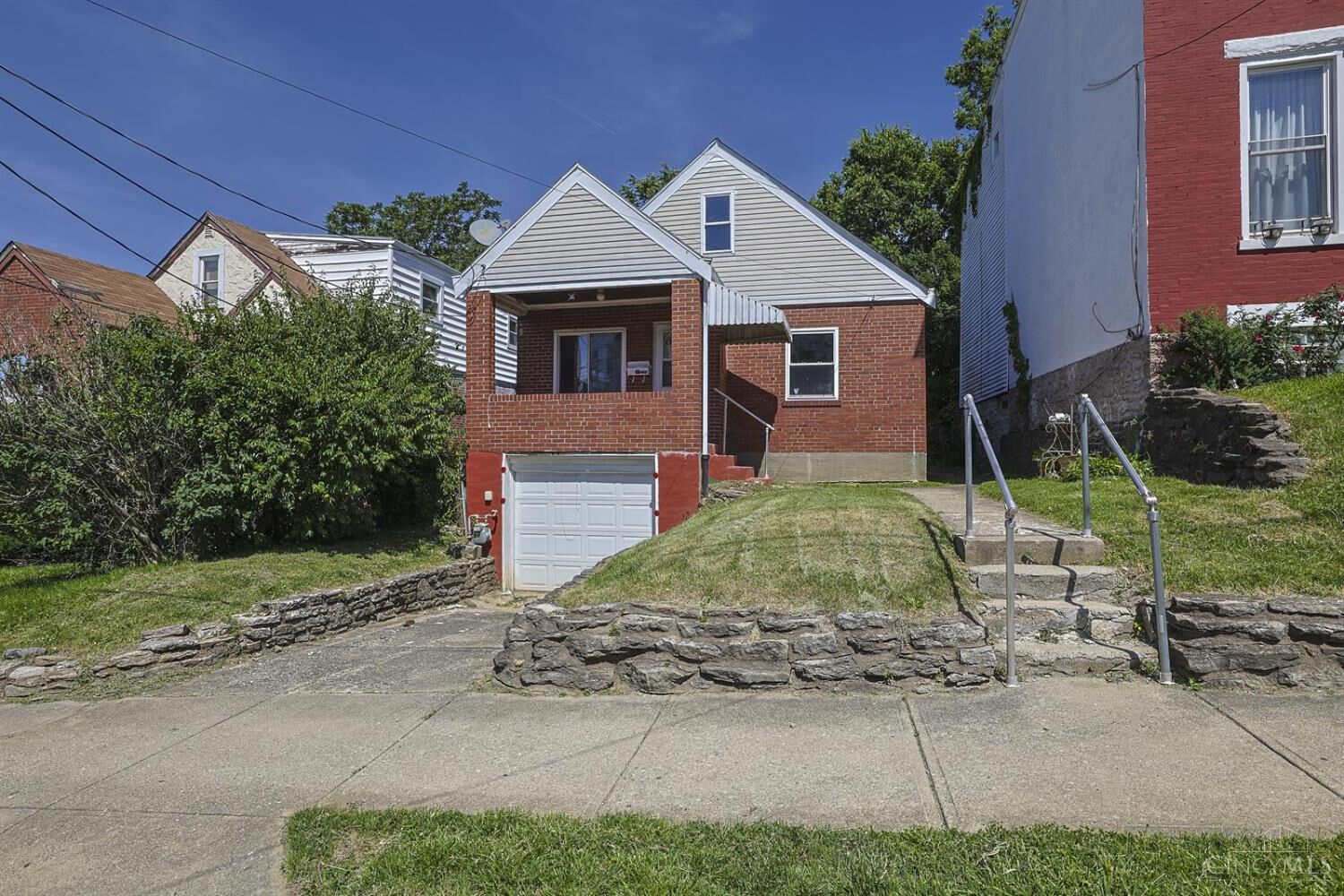 Property Photo: 1754 Iliff Avenue OH 45205