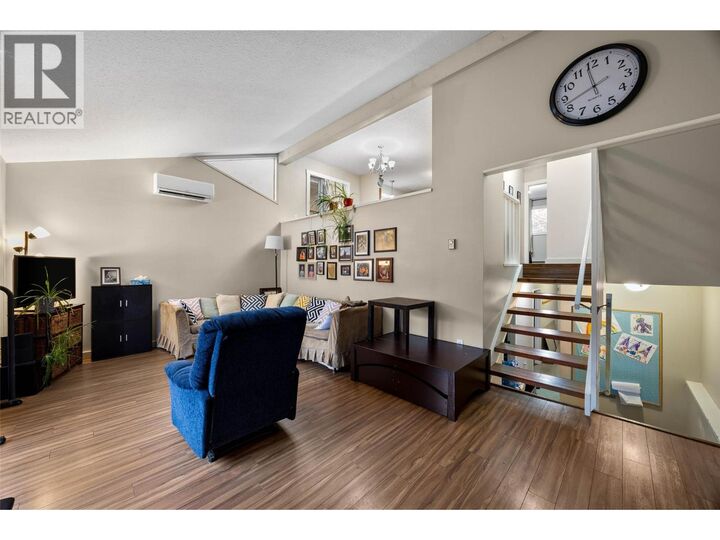 Property Photo: 1026 Hillside Avenue BC V0E 1M0