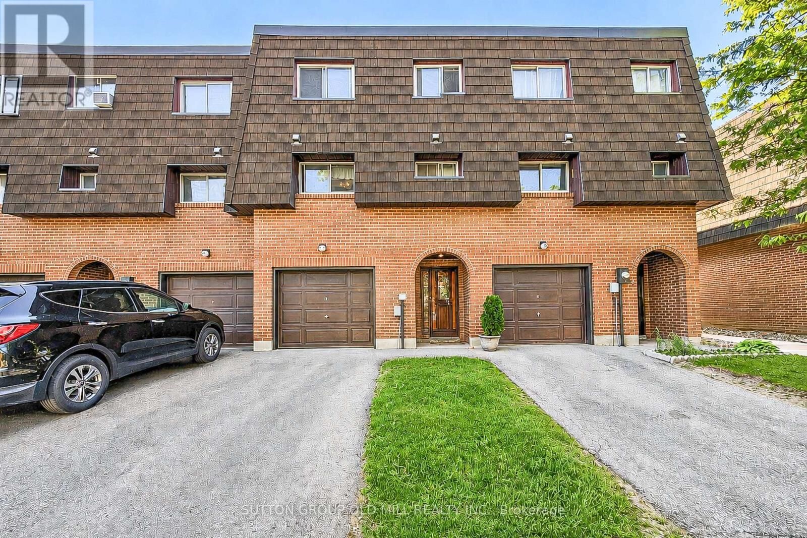 Property Photo:  96 Darras Court  ON L6T 1W7 