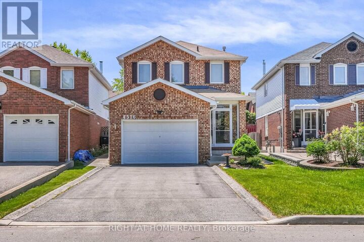 Property Photo:  4516 Donegal Drive  ON L5M 4G9 