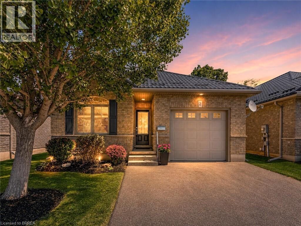 Property Photo:  95 North Park Street 2  ON N3R 4K2 