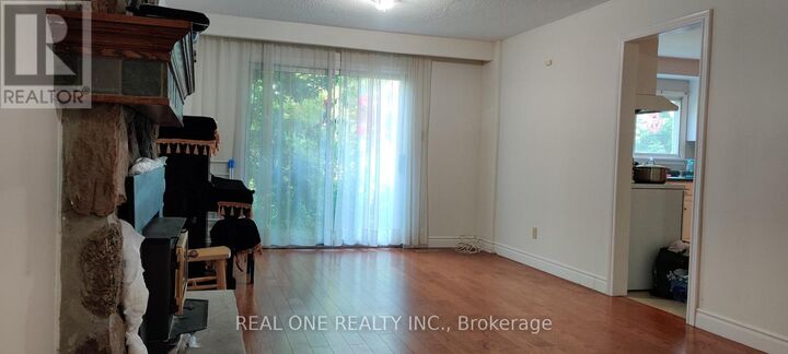 Property Photo:  72 Liebeck Crescent  ON L3R 1Y5 