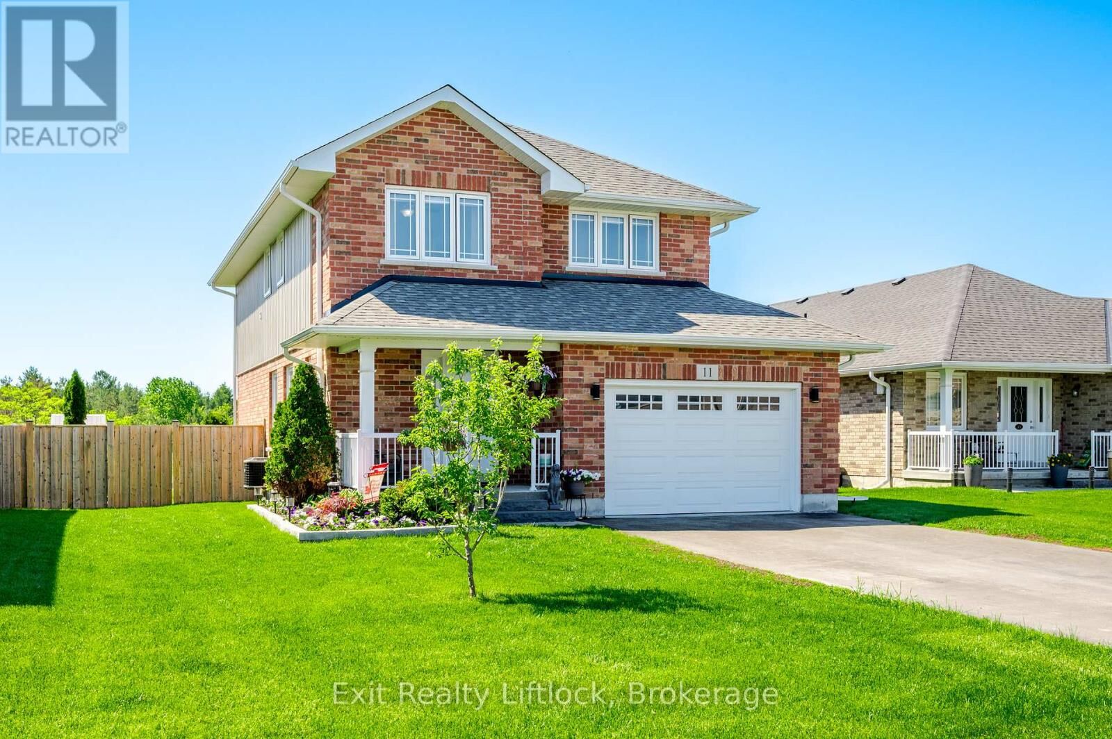 Property Photo:  11 Darrell Drain Crescent  ON K0L 2V0 