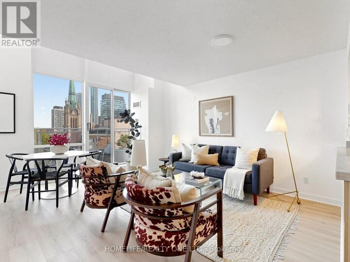 Property Photo:  77 Lombard Street 913  ON M5C 3E1 
