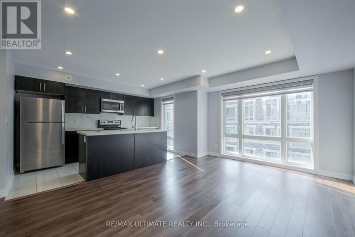 Property Photo:  30 Dunsheath Way 512  ON L6B 1N3 