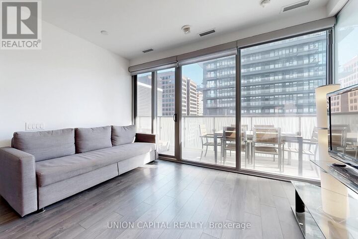 Property Photo:  50 Charles Street East 1112  ON M4Y 0C3 