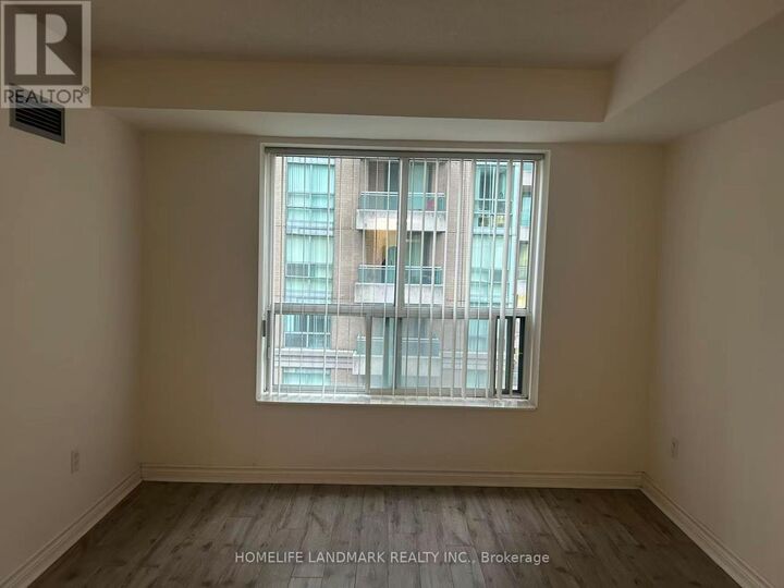Property Photo:  29 Pemberton Avenue 1202  ON M2M 4L5 