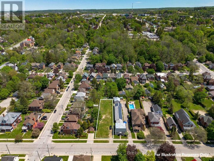 Property Photo:  679 3rd Avenue East  ON N4K 2K2 