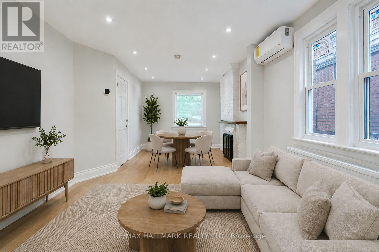 Property Photo:  229 Kingston Road  ON M4L 1T5 