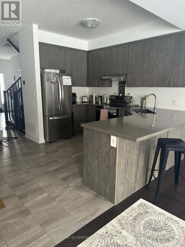 Property Photo:  227 Cittadella Boulevard  ON L0R 1P0 