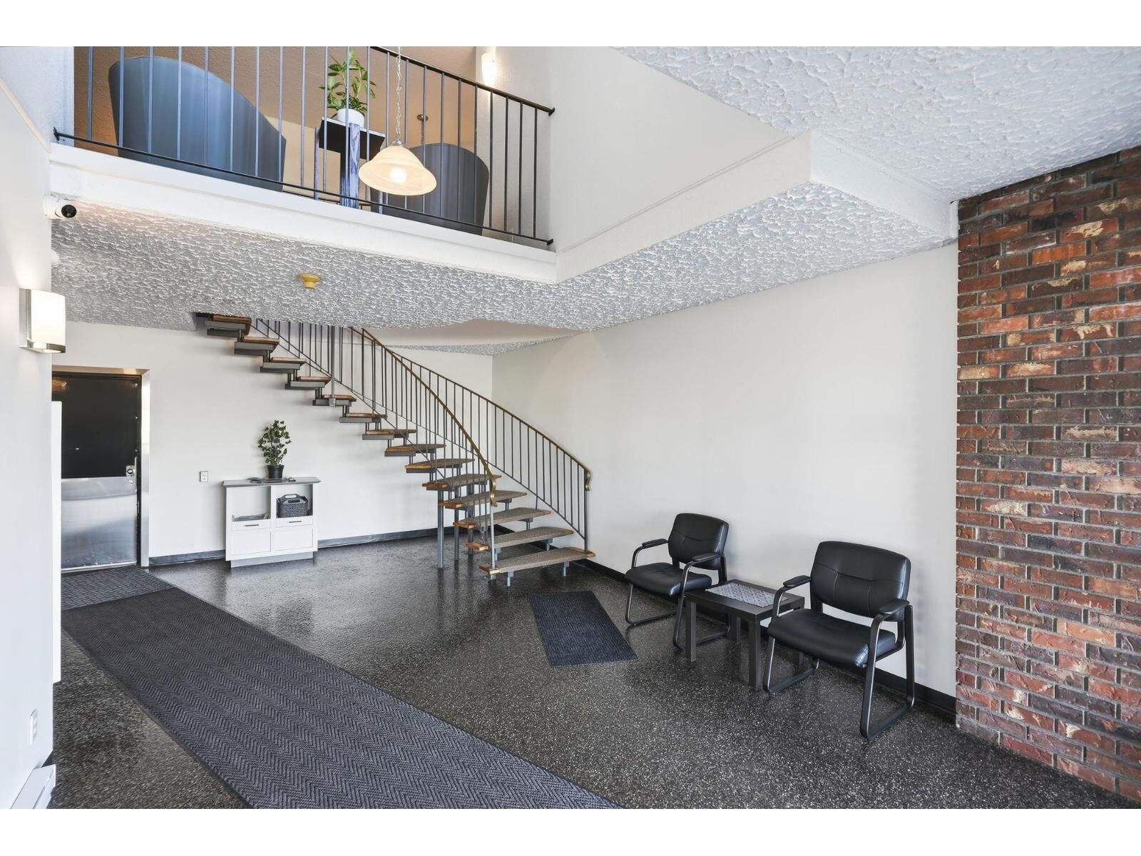 Property Photo: 32040 Peardonville Road 111 BC V2T 6N8
