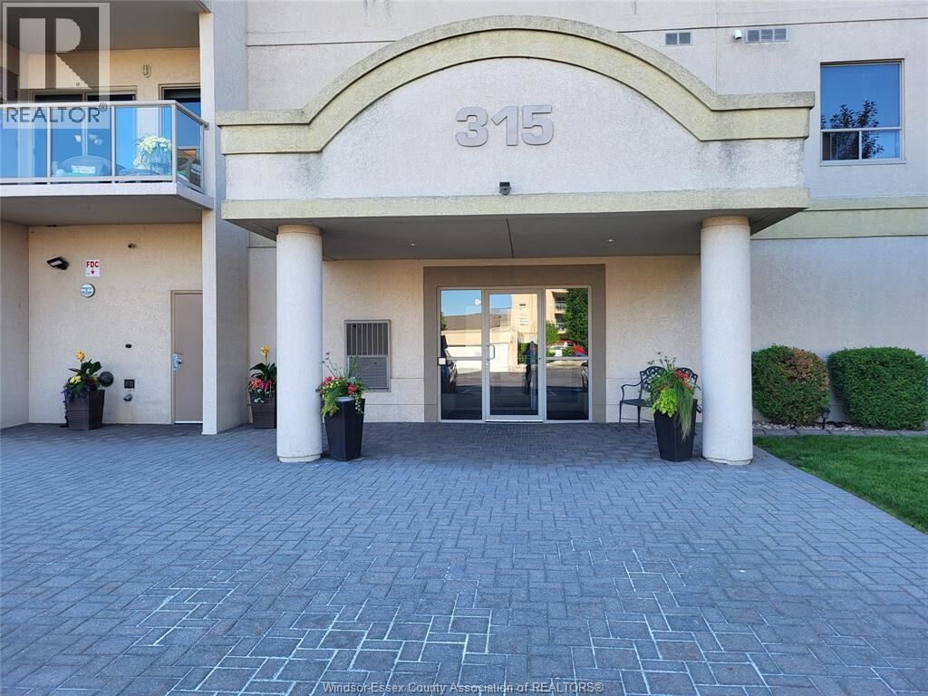 Property Photo:  315 Village Grove 506  ON N8N 5G4 