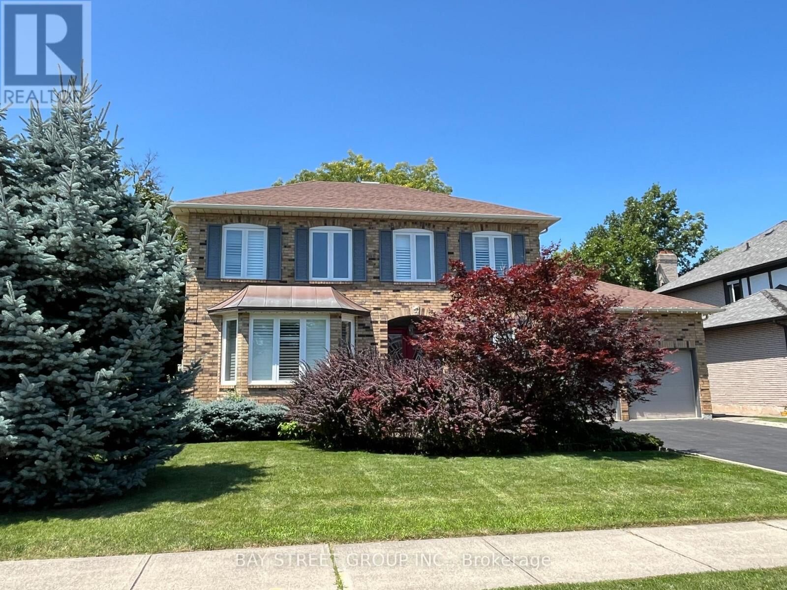 Property Photo:  1035 Masters Green  ON L6M 2N8 