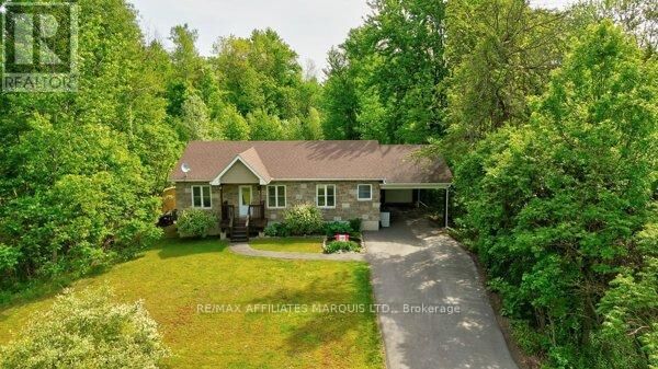 Property Photo:  5701 Richmond Drive  ON K0C 1P0 