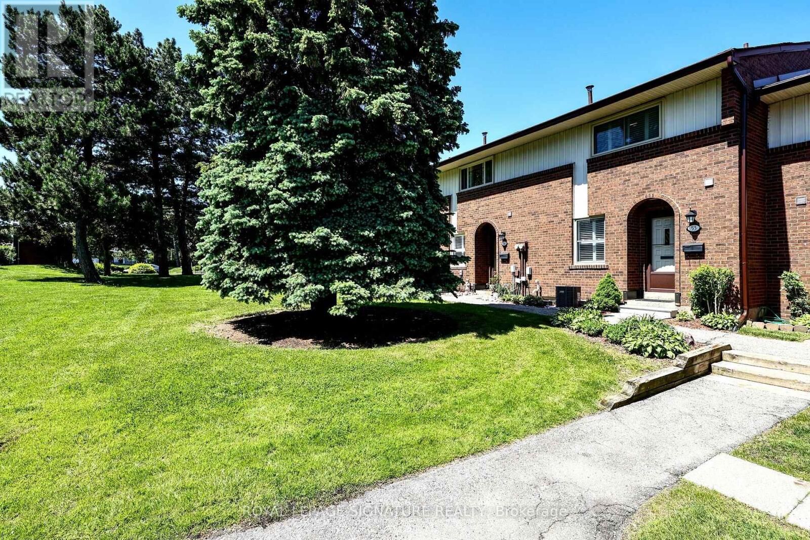 Property Photo:  3665 Flamewood Drive 53  ON L4Y 3P5 