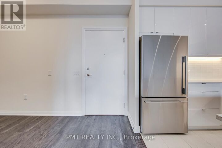 Property Photo:  50 Thomas Riley Road 1103  ON M9B 0C5 