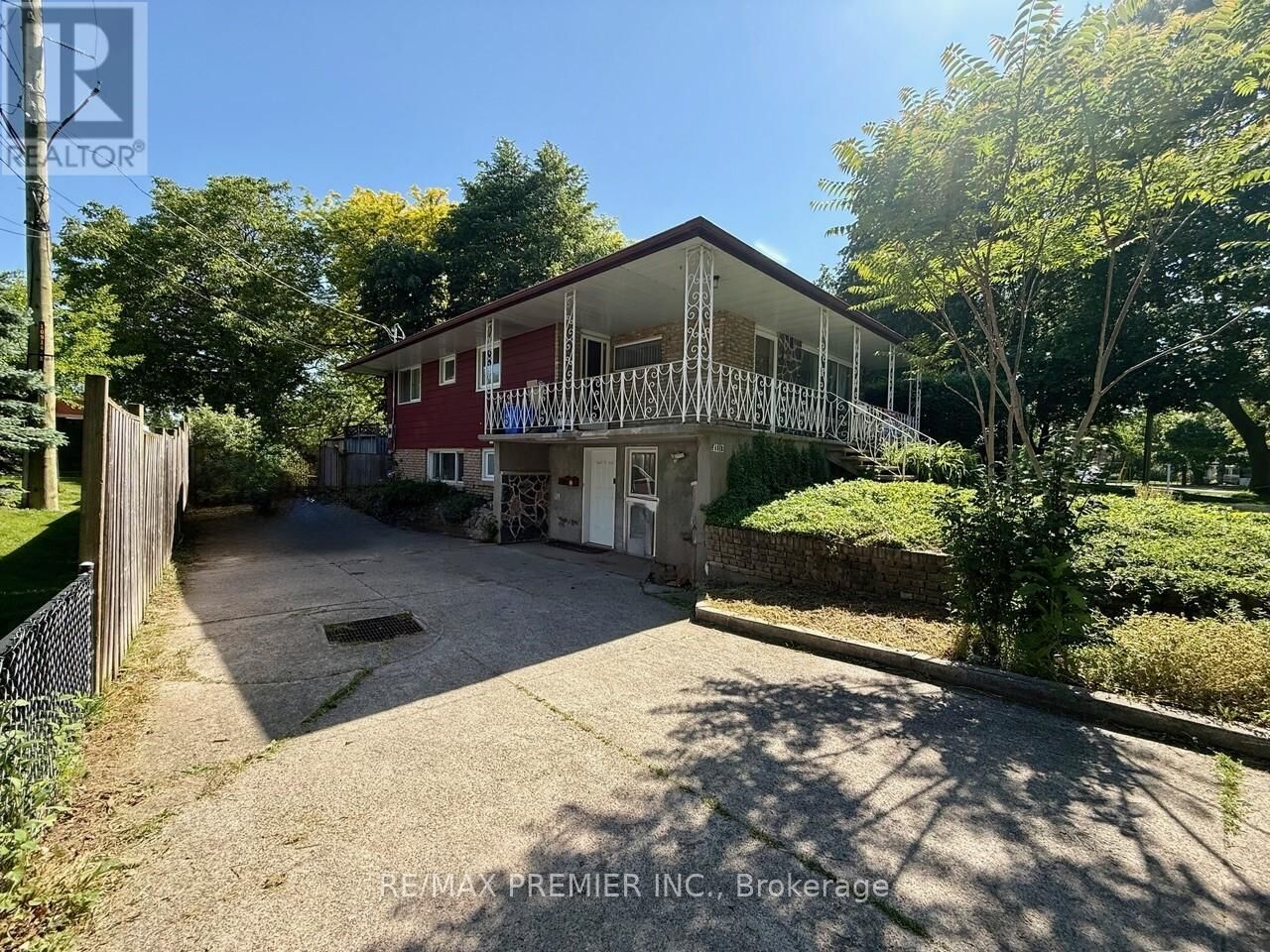 Property Photo:  288 Scott Street Lower  ON L2N 1J3 