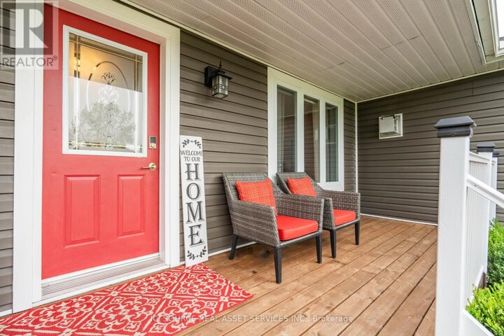 Property Photo:  19241 Richmond Court  ON K0C 2E0 