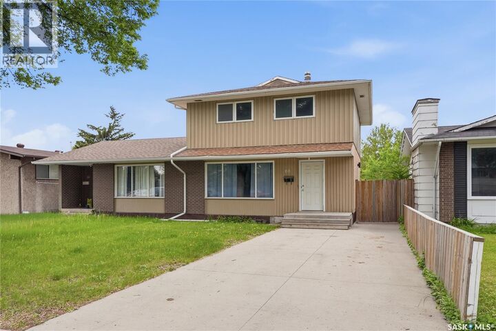 Property Photo: 68 Carleton Drive SK S7H 3N6