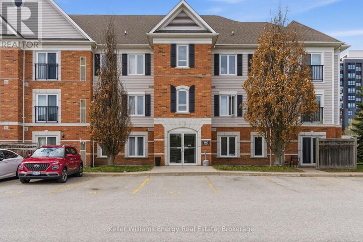 Property Photo:  90 Aspen Springs Drive 301  ON L1C 5N3 
