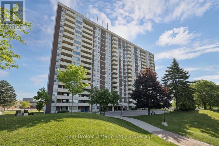 Property Photo:  66 Falby Court 203  ON L1S 3L2 