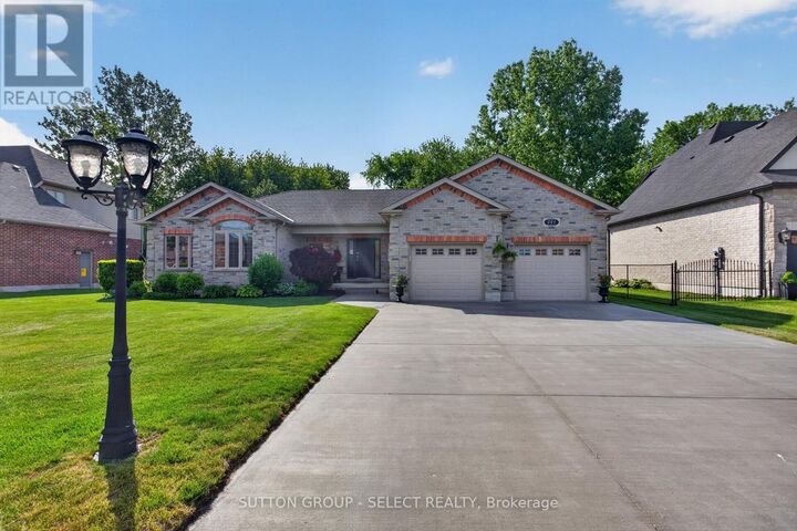 Property Photo:  541 Juliana Drive  ON N0L 1W0 