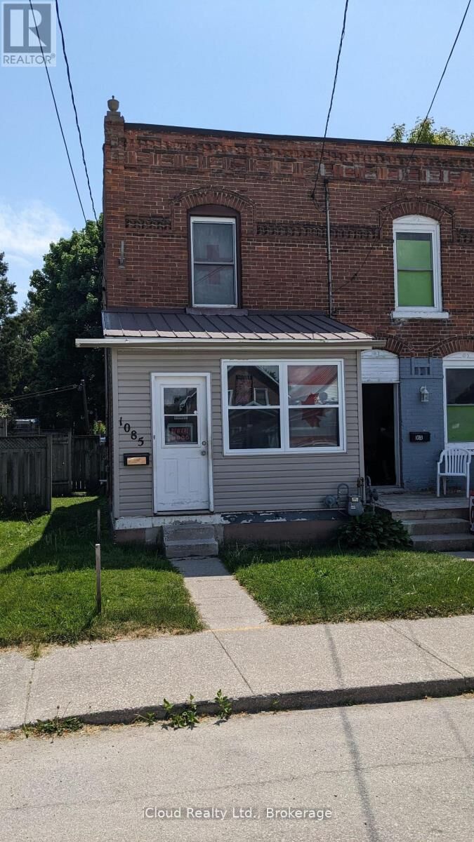 Property Photo:  1085 3rd A Avenue East  ON N4K 2L1 