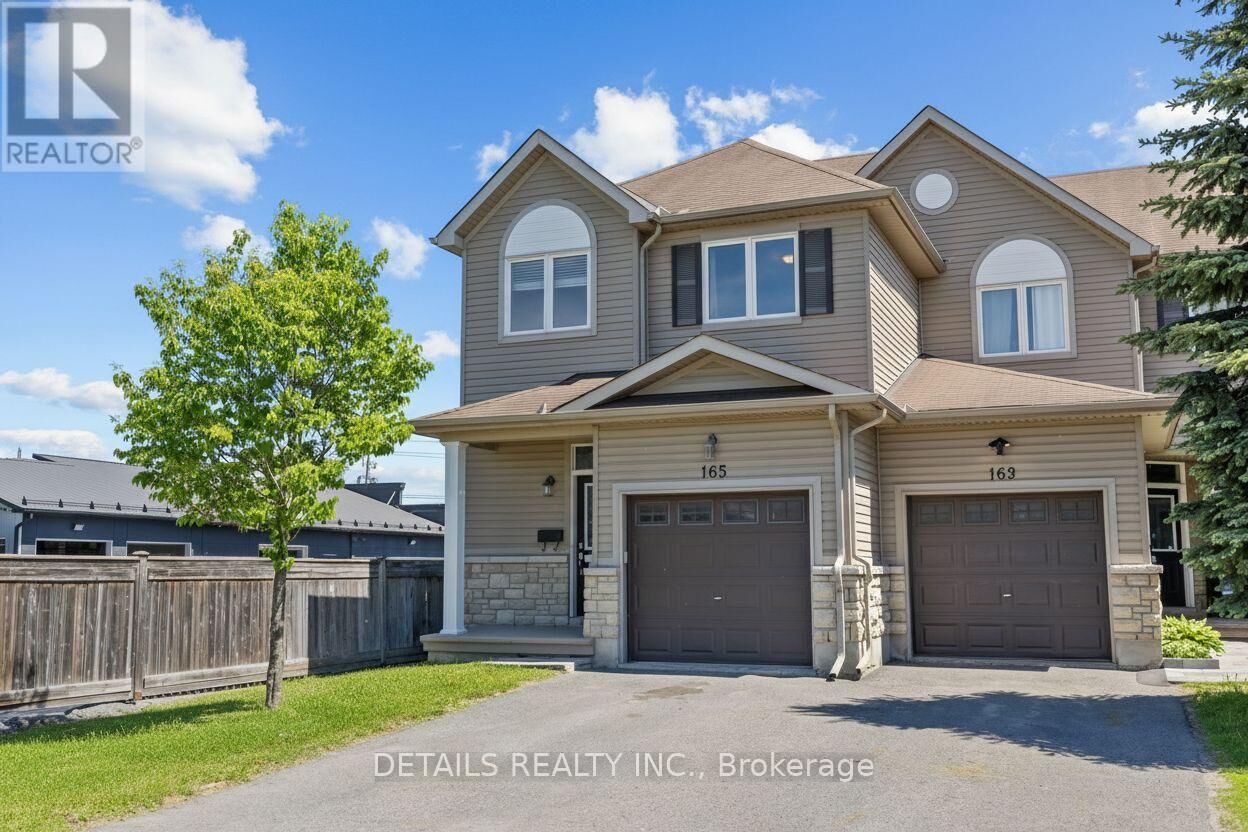 Property Photo:  165 Dahlia Street  ON K4K 0G1 