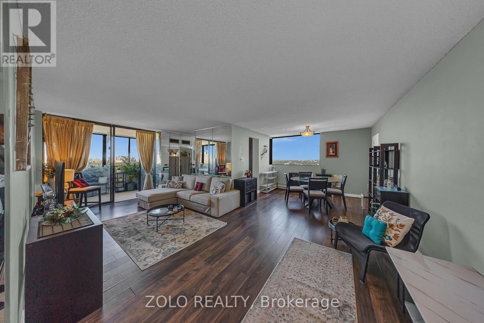 Property Photo:  133 Torresdale Avenue 2502  ON M2R 3T2 